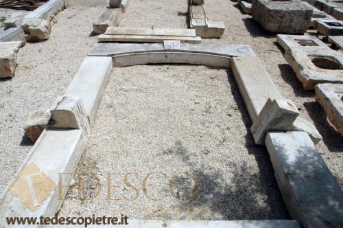 Antico portale - immagine 6