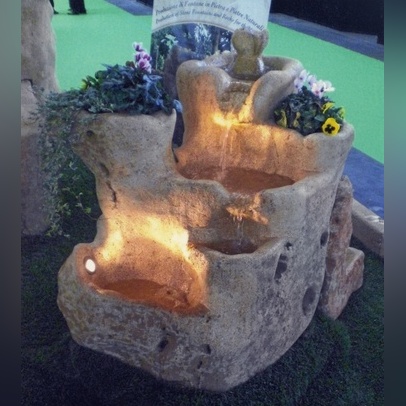 cascata-naturale-in-pietra_paa14