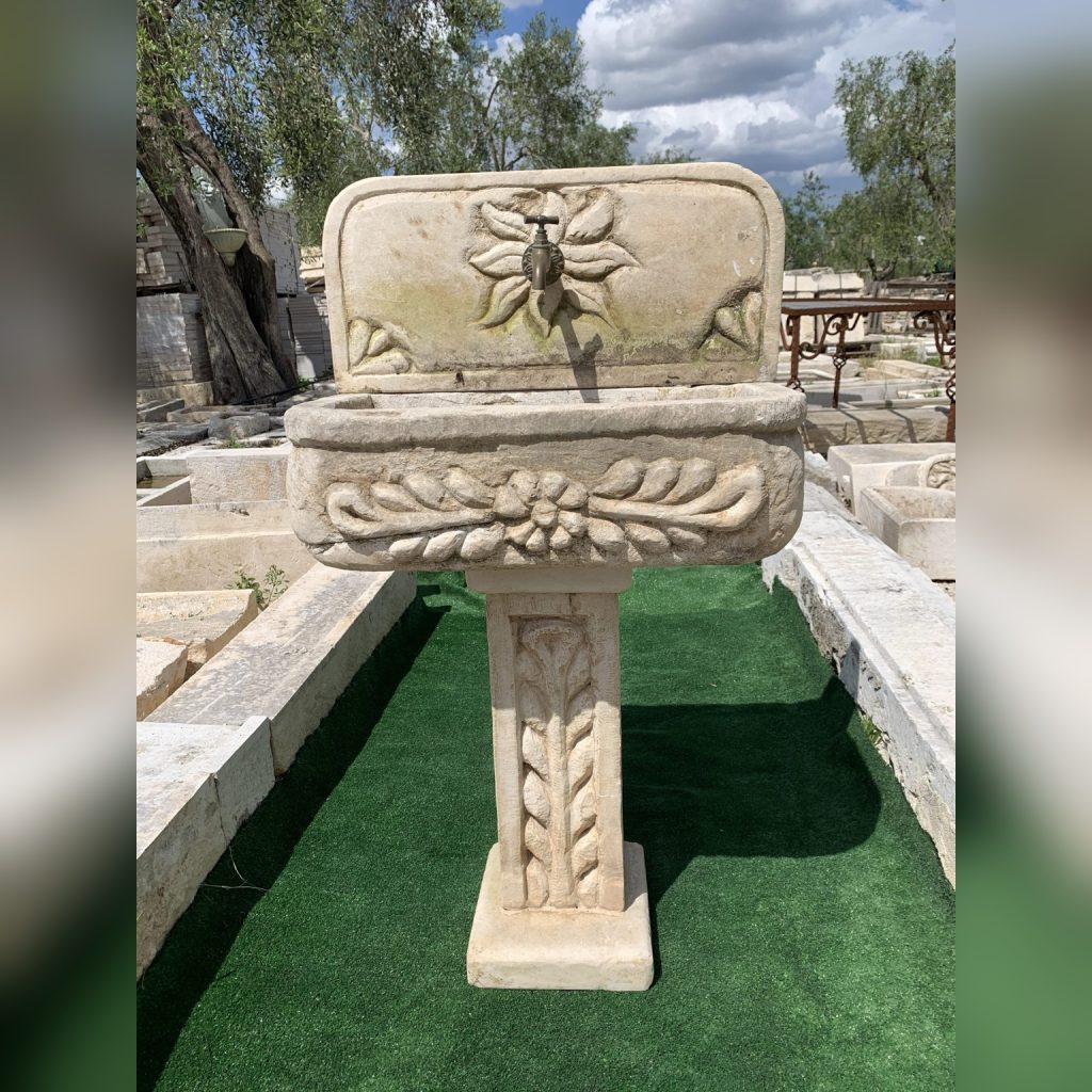 fontana-in-pietra-chiara-2029