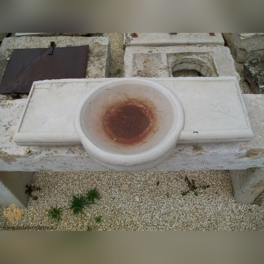 lavandino-in-pietra-di-giovinazzo-3606