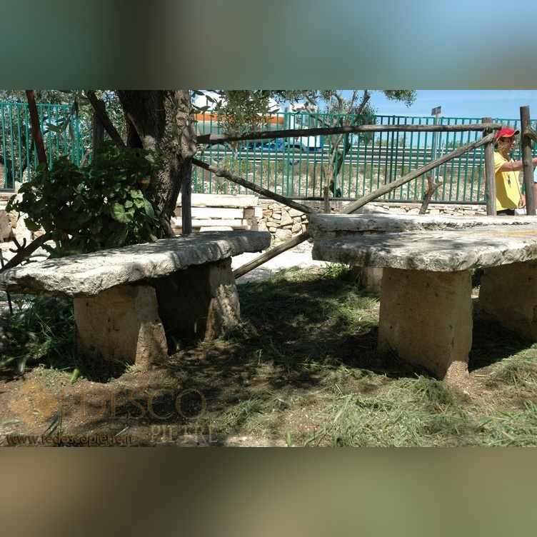 panchina-in-pietra-calcarea-3403