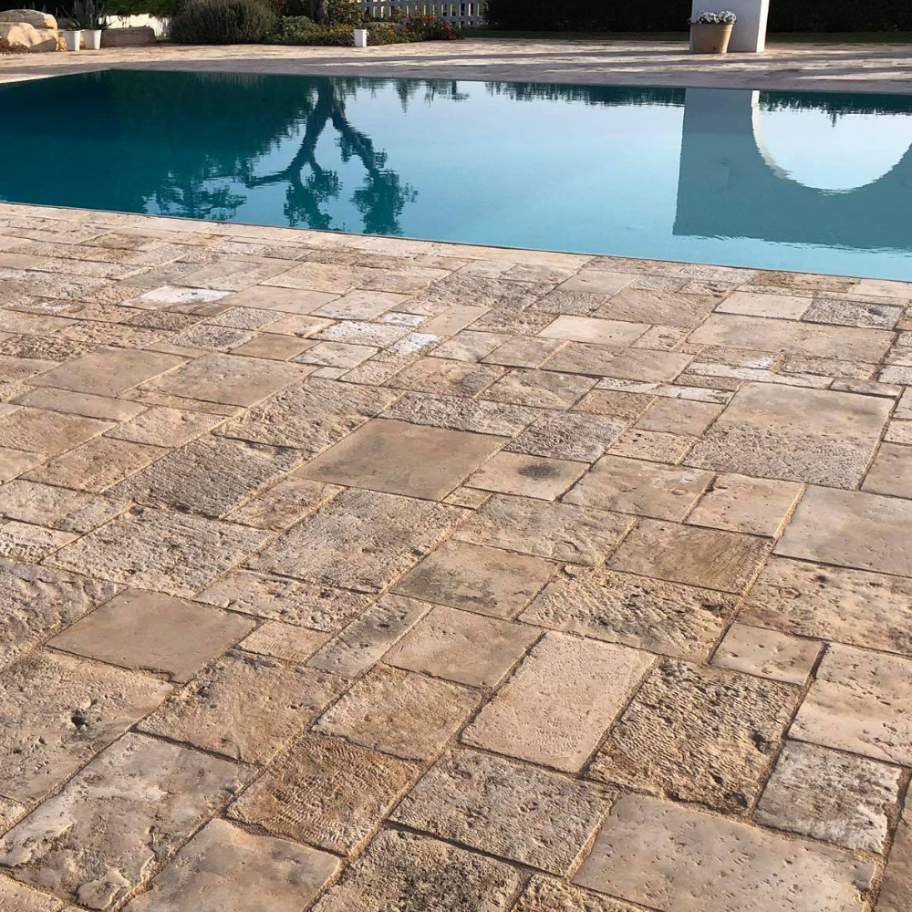 pavimento-in-pietra-antica-calcarea-0004